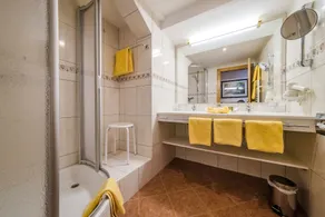 Hotel Sonnenheim - Bathroom