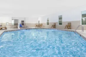 Holiday Inn Hotel & Suites Oklahoma City North by IHG - Piscine