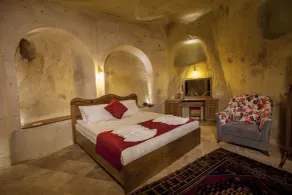Magic Cave House - Room