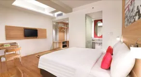 Fave Plus Hotel Palembang - Room