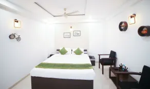 Treebo Chalets, Nagpur Airport - Room