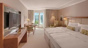 GRAND ELYSEE Hamburg - Chambre