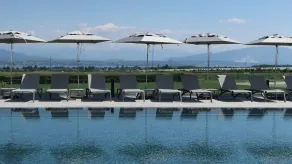 Everness Hotel & Resort - Piscina