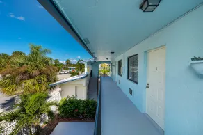 Seven Palms Hotel & Apartments - Terraza o patio