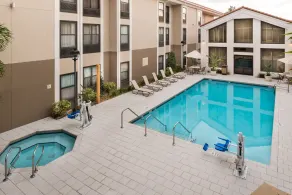 Hampton Inn & Suites Orlando/East UCF Area - Pool