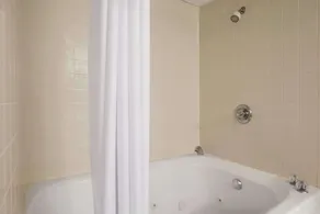 Days Inn by Wyndham Grayling - Salle de bain