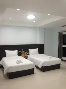 Praiyanan Place Hotel - Chambre