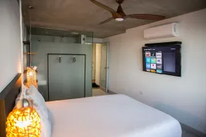 Numero Uno Beach House - Room