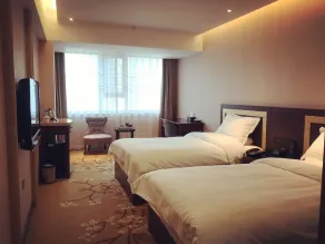 Sun Moon Lake Hotel Dalian大连火车站店 - Room