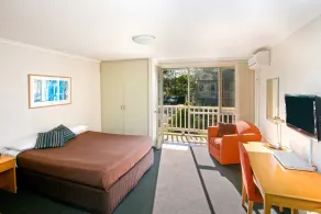 Summer East Apartments - Quarto