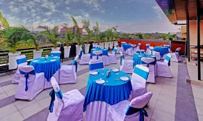 Treebo Grand Euro Pipliyahana Square - Restaurant