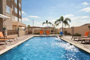 Holiday Inn Express & Suites Edinburg- Mcallen Area by IHG - Piscine