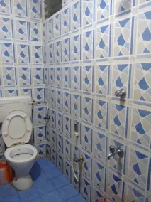New Regency - Bathroom