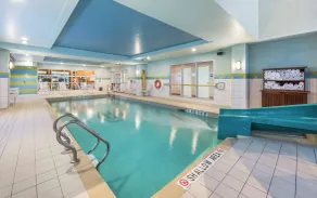 Hampton Inn & Suites by Hilton Moncton - Piscina