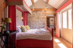 Retreat East - Room