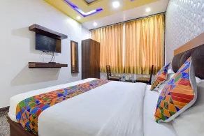 FabHotel Diamond Inn - Chambre