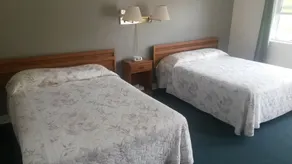 Cornerstone Motel - Chambre