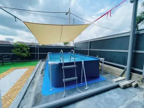 Spacious Family Homestay in Durian Tunggal with Private Pool - Pool