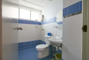 Sunshine Bay Resort Beachaholic Homestay - Badeværelse
