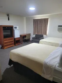 Lake Stop Resort - Room