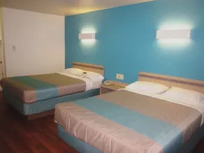 Motel 6 Bells, TN - Brownsville - Rum