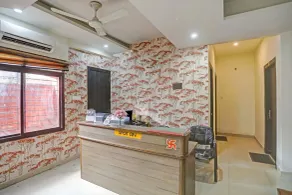 Hotel Triveni Inn - Lobby