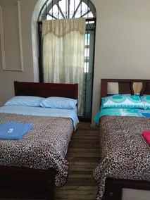 Hostal Mediodia - Chambre