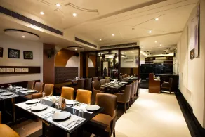 Hotel Star By Star Group- Near Delhi Airport - Ristorante