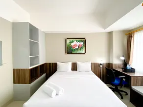 Cozy Stay Studio Apartment at LRT City Jatibening - Værelse
