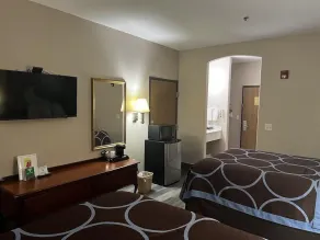 Hotel Piney Woods - Chambre