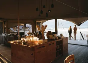 Hoanib Valley Camp - Restaurante