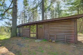 Hike, Fish & Unwind: Riverfront Vanderbilt Cabin - Innvendig
