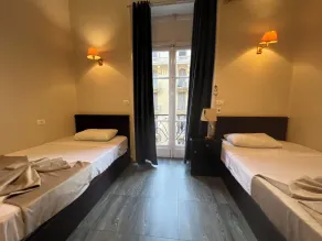 Traveler's House Hotel - Room