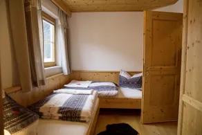 TiroLiving - Habitación