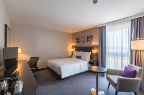Hilton Garden Inn Munich City Centre West, Germany - Room