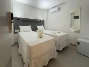 Hotel Kazullo - Rum