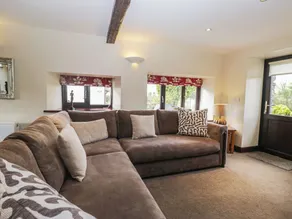 Woodside Barn - Living area