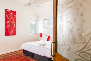 Beachfront House - Room