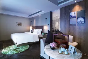 LN Hotel Five - Free Shuttle Bus & Snack for Canton Fair - View from room