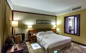 Dusit Thani Dubai - Room