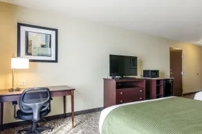 Cobblestone Inn & Suites - Corry - Chambre
