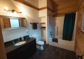 Ten-ee-ah Lodge & Campground - Salle de bain
