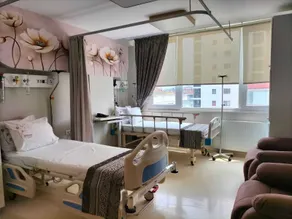 mutlu genç dur - Room