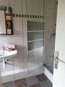 Au Wingenerhof - Bathroom
