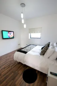 Bloom Apartments - City Centre - Gated Parking - Chambre