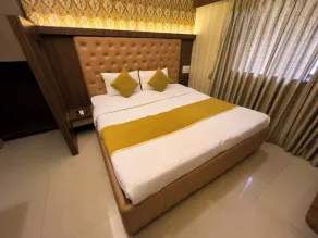 Hotel Ratna Paradise Thane West - Værelse