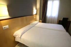 Alda Entrearcos - Chambre