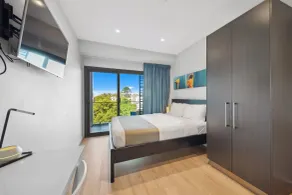 Studio 8 Residences - Top Ryde - Room