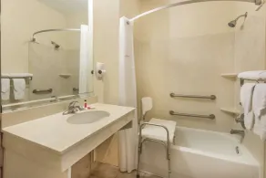 Super 8 by Wyndham Duson Lafayette West Area - Bad