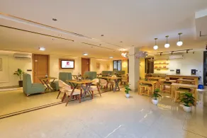 Qotel Signature - Golf Course Road - Ristorante